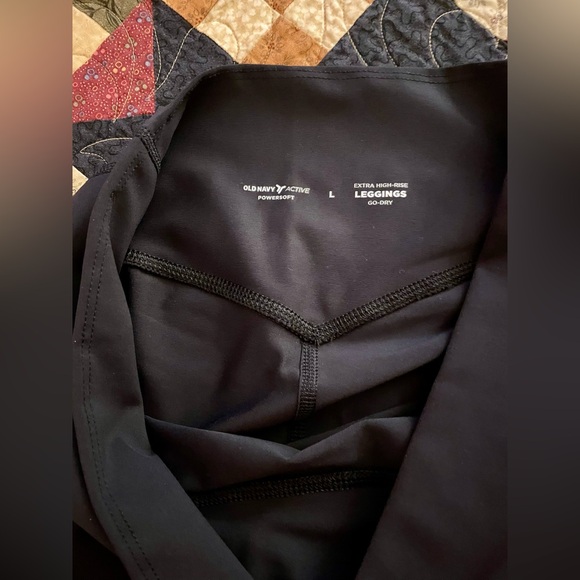 OLD NAVY Women’s PowerSoft Boundless Extra High-Waisted 7/8 Legging Large NWT - Picture 6 of 16